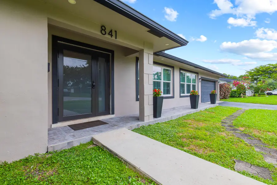841 NW 75th Terrace, Plantation, FL 33317 - #3