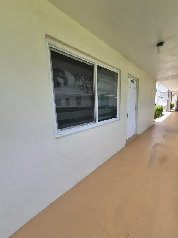 144 Dorchester G, West Palm Beach, FL 33417