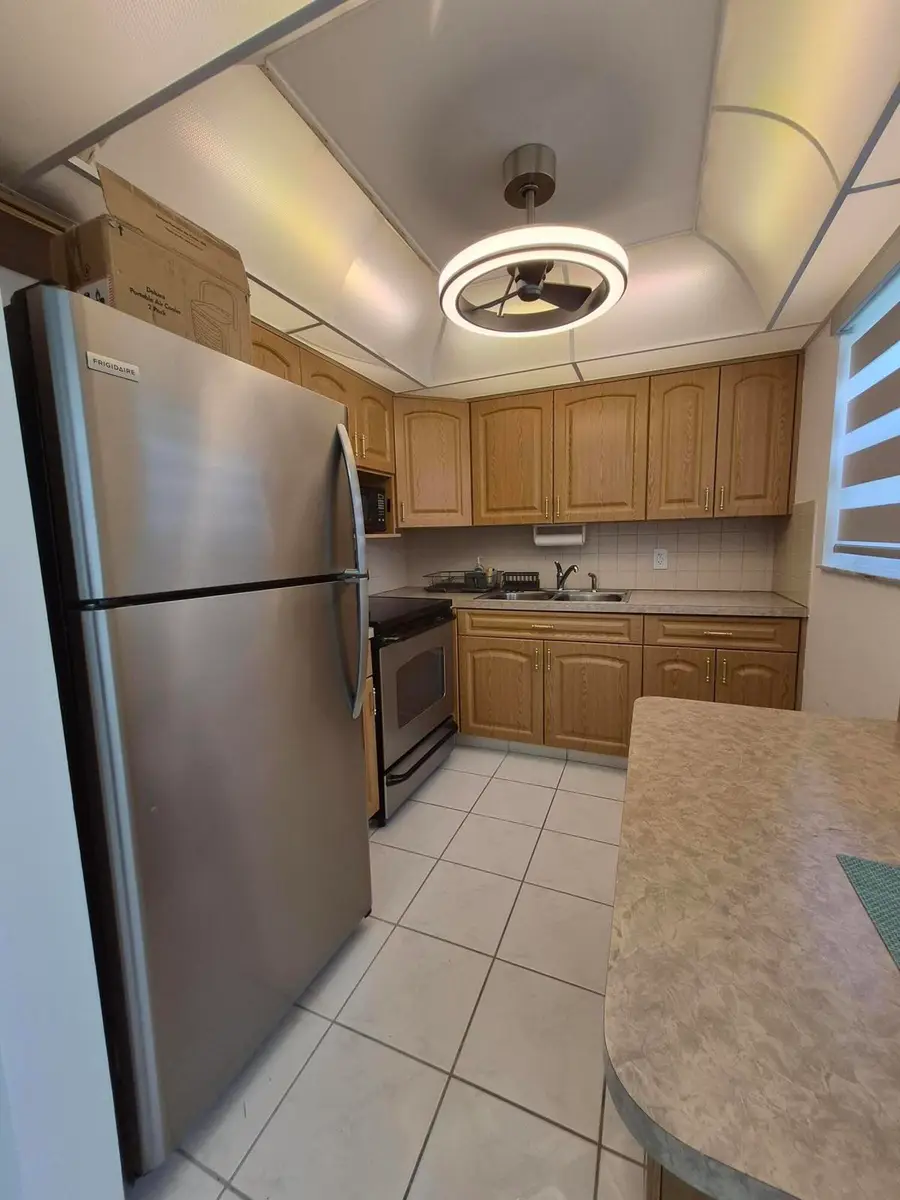 144 Dorchester G, West Palm Beach, FL 33417 - #2