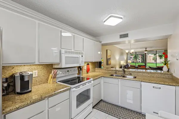 5718 Coral Lake Drive #206, Margate, FL 33063