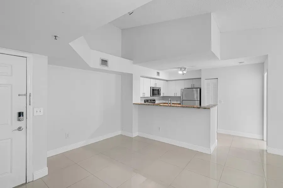 131 Yacht Club Way #307, Hypoluxo, FL 33462 - #3