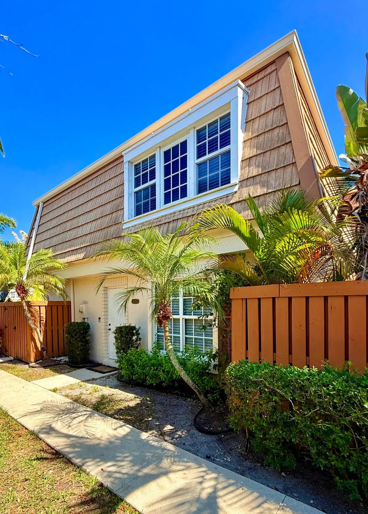 11584 Winchester Drive, Palm Beach Gardens, FL 33410 - #1
