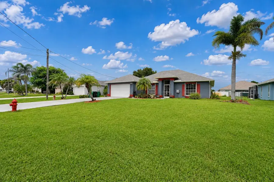 5951 NW Brenda Circle, Port Saint Lucie, FL 34986 - #3