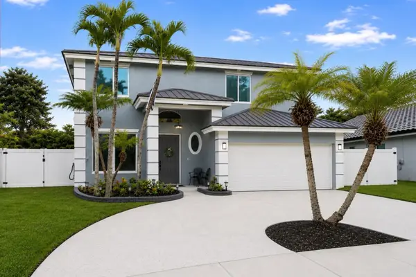 Address Withheld By Seller, Cooper City, FL 33328