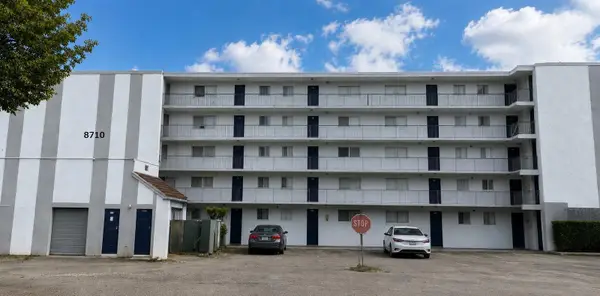 8710 N Sherman Circle #201, Miramar, FL 33025