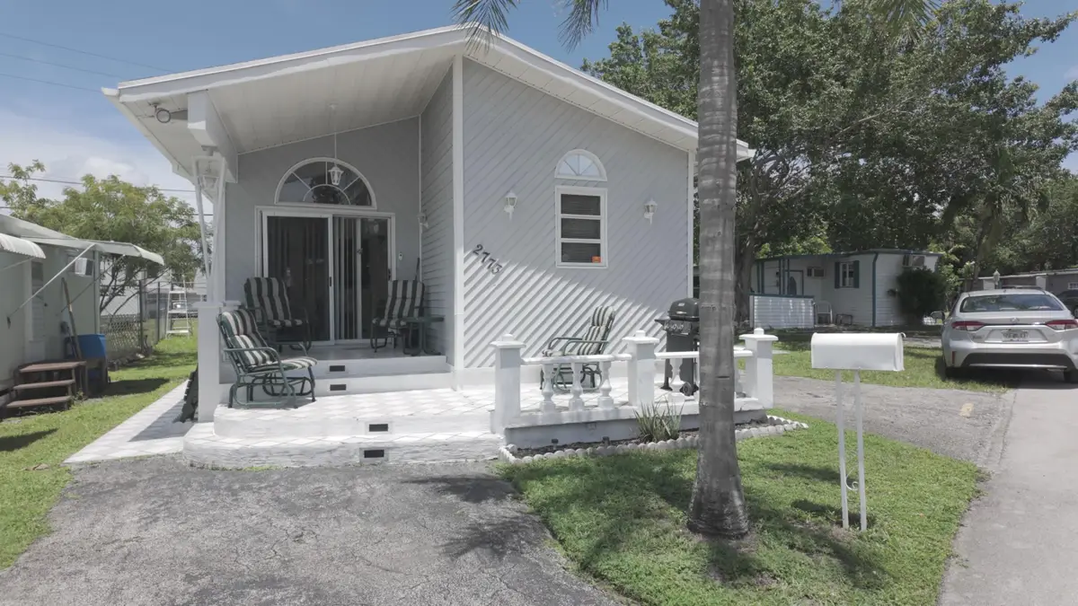 2773 NW 29th Place, Oakland Park, FL 33311 - #1