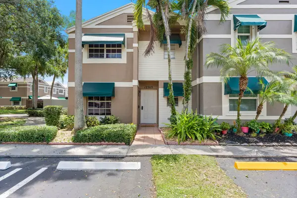 12360 SW 52nd Court, Cooper City, FL 33330