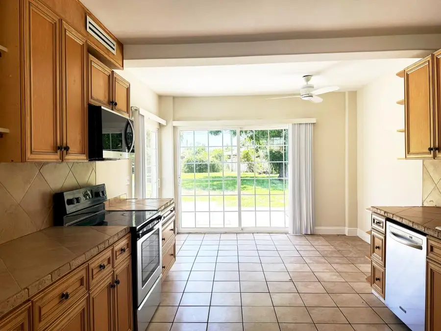 1229 15th Avenue N, Lake Worth Beach, FL 33460 - #3