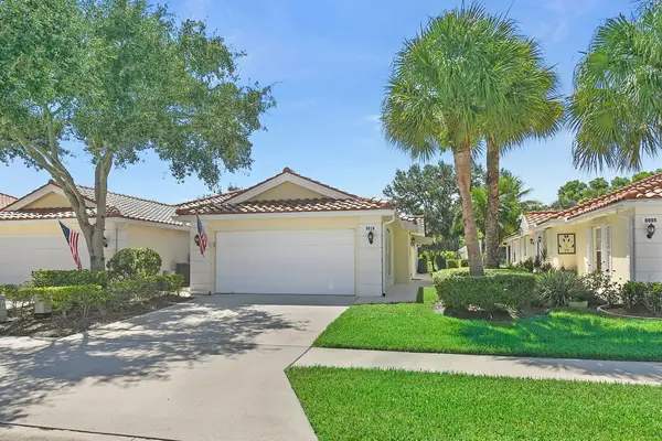 8016 SE Peppercorn Court, Hobe Sound, FL 33455