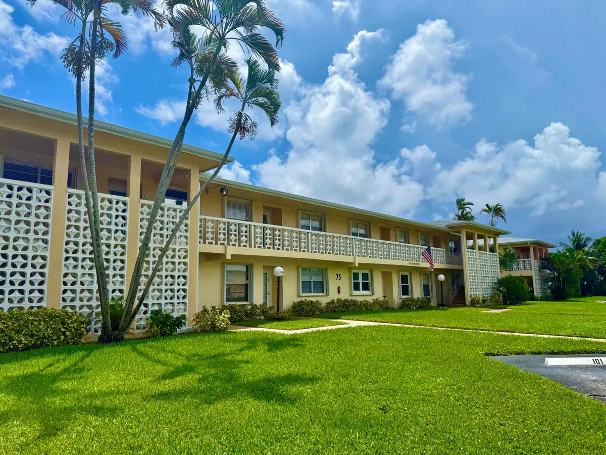 1421 NW 19th Terrace #102, Delray Beach, FL 33445 - #1