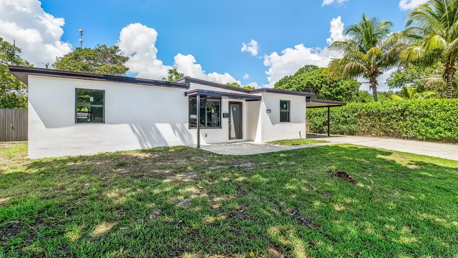 118 Newton Road, West Park, FL 33023 - #3