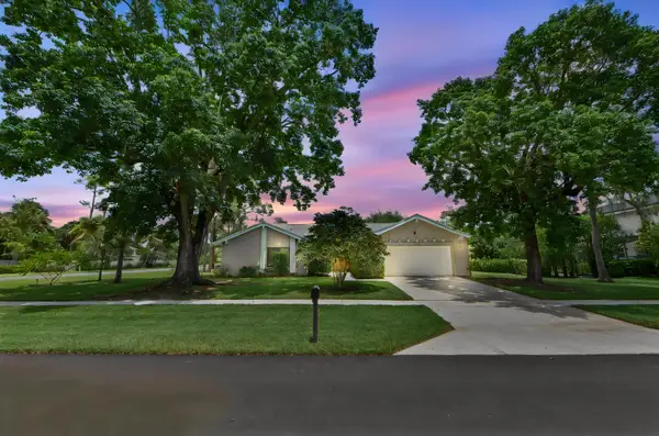 12373 Sawgrass Court, Wellington, FL 33414