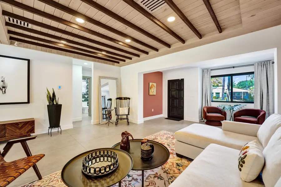 1424 NE 16th Avenue, Fort Lauderdale, FL 33304 - #2