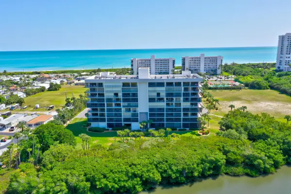 5059 N Highway A1a #206, Hutchinson Island, FL 34949