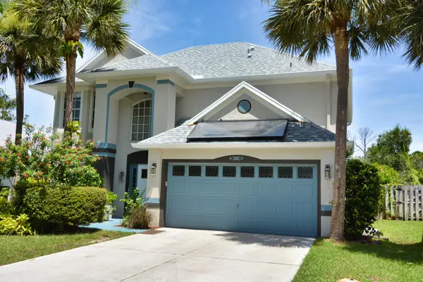 900 NW Waterlily Place, Jensen Beach, FL 34957