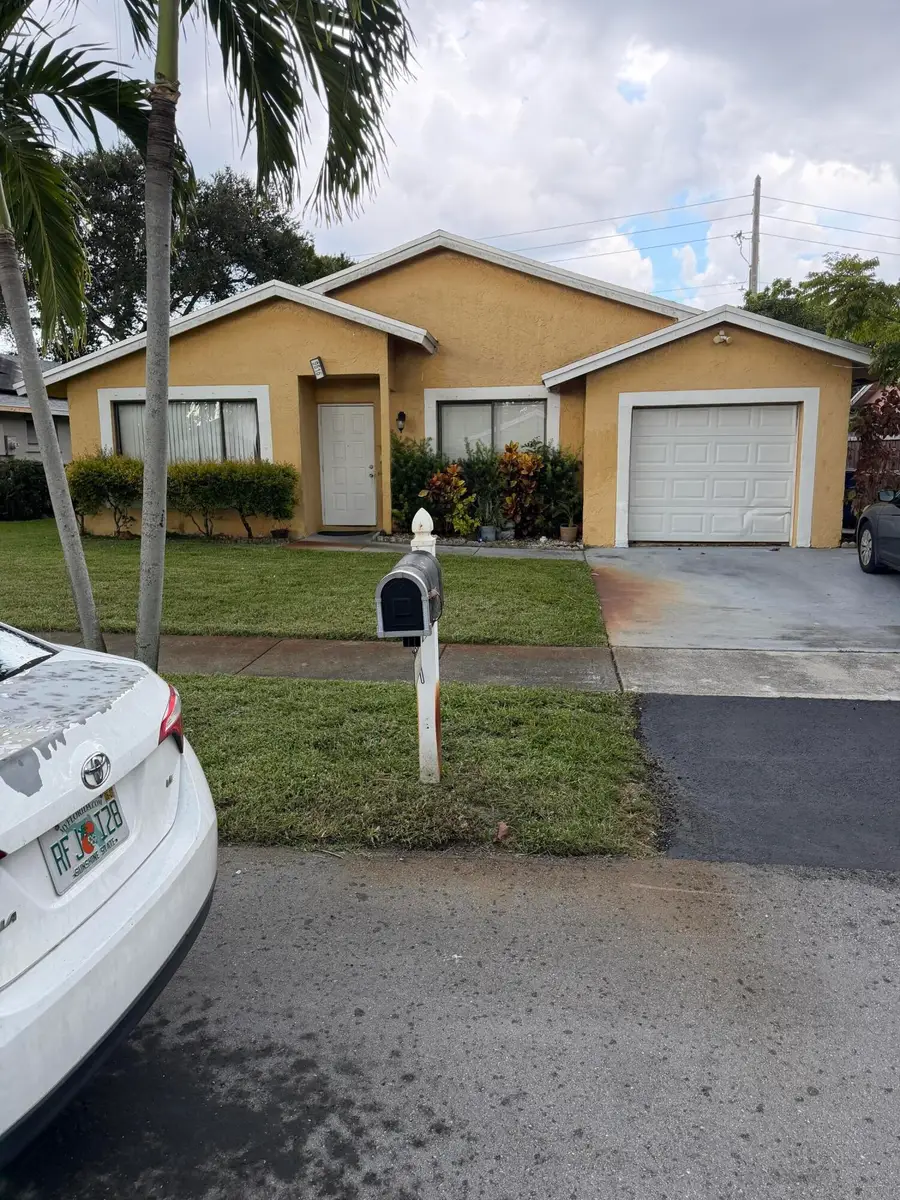 9616 NW 49th Street, Sunrise, FL 33351 - #2