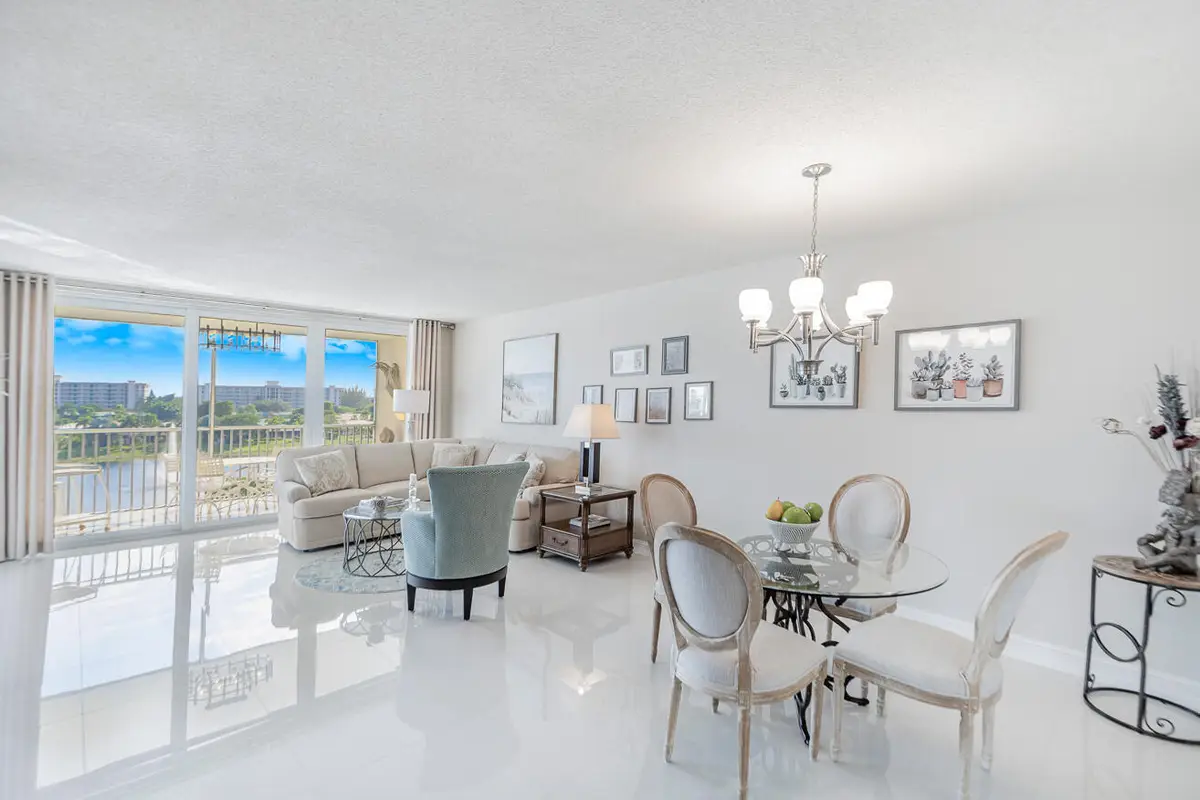 3150 N Course Lane, Pompano Beach, FL 33069 - #1