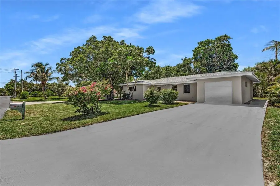 902 Garnett Street, Lantana, FL 33462 - #2