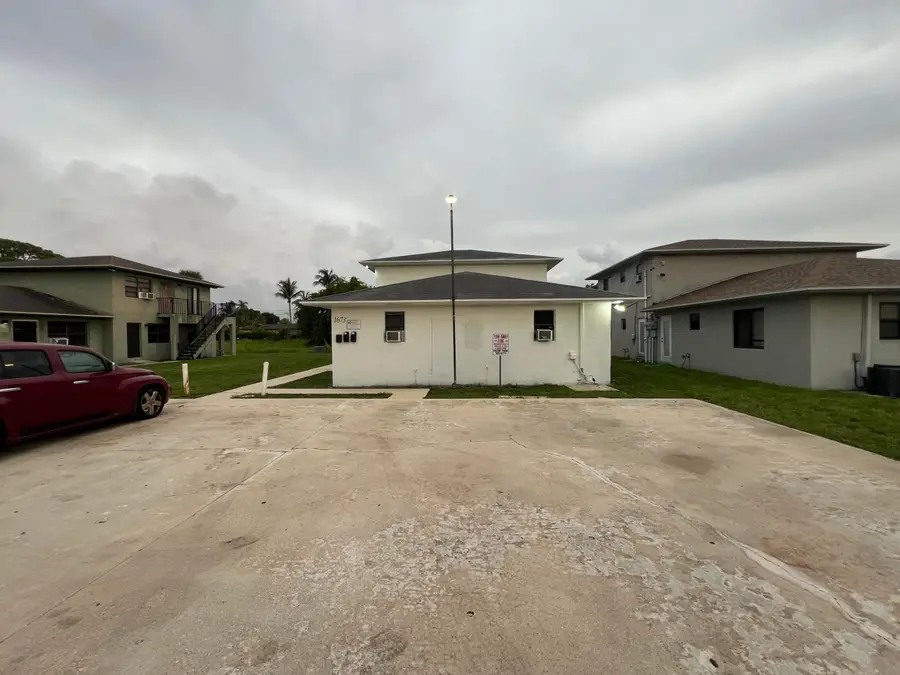 1673 W 26th Street #1, Riviera Beach, FL 33404 - #3