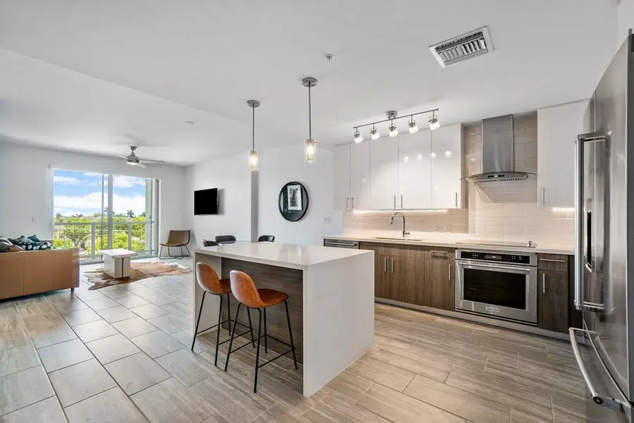 236 SE Fifth Avenue #303, Delray Beach, FL 33483 - #2