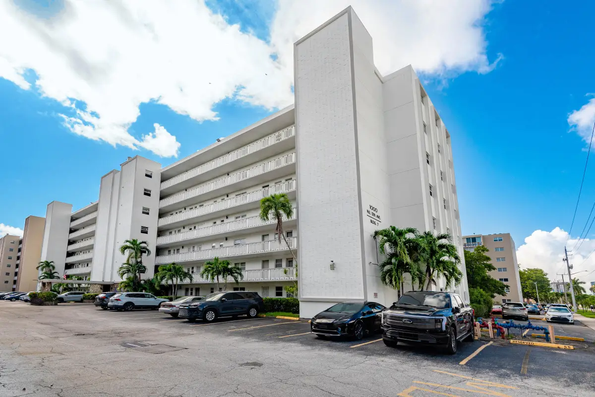 1000 NE 12th Avenue #104, Hallandale Beach, FL 33009 - #1