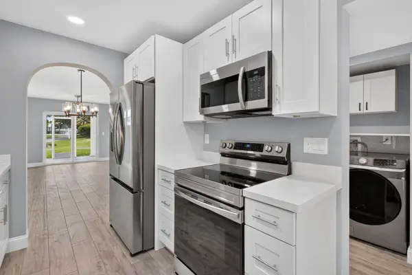 203 Grove Isle Circle, Vero Beach, FL 32962