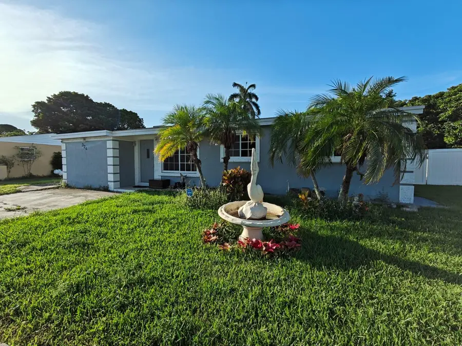 324 Mid Pines Road, Palm Springs, FL 33461 - #2