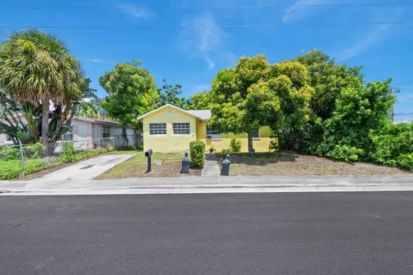 616 W 5th Street, Riviera Beach, FL 33404