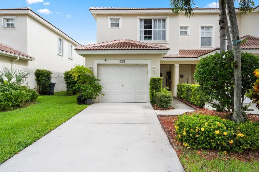 9037 Tremezzo Lane, Boynton Beach, FL 33472 - #2