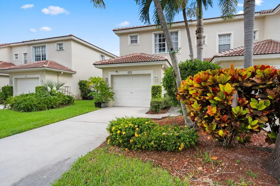 9037 Tremezzo Lane, Boynton Beach, FL 33472 - #3