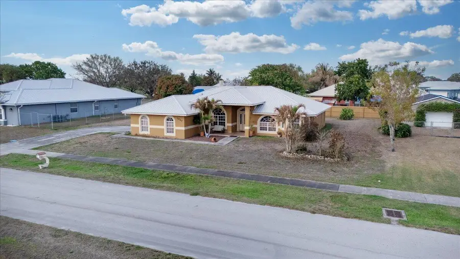 1023 Caribbean Avenue, Clewiston, FL 33440 - #3