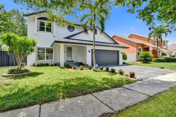 9740 SW 14th Street, Pembroke Pines, FL 33025