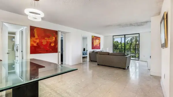 900 NE 195th Street #217, Miami, FL 33179