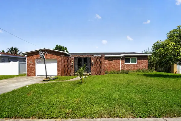 2251 SW 67th Way Ne, Miramar, FL 33023