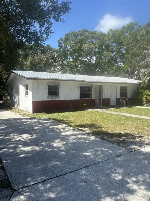 2105 Delaware Avenue, Fort Pierce, FL 34950