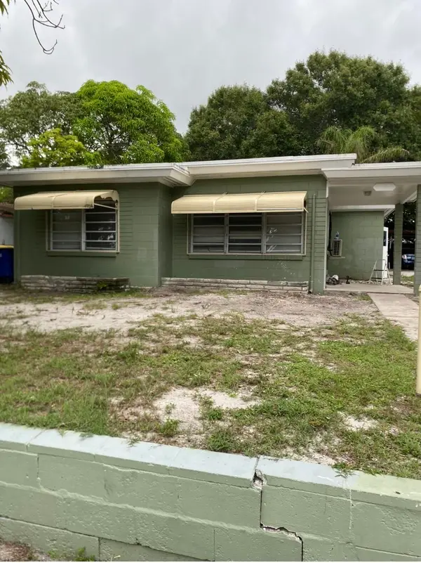 1025 Chipola Road, Fort Pierce, FL 34950