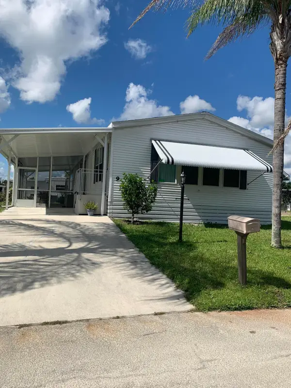 9 Maya Way, Port St Lucie, FL 34952