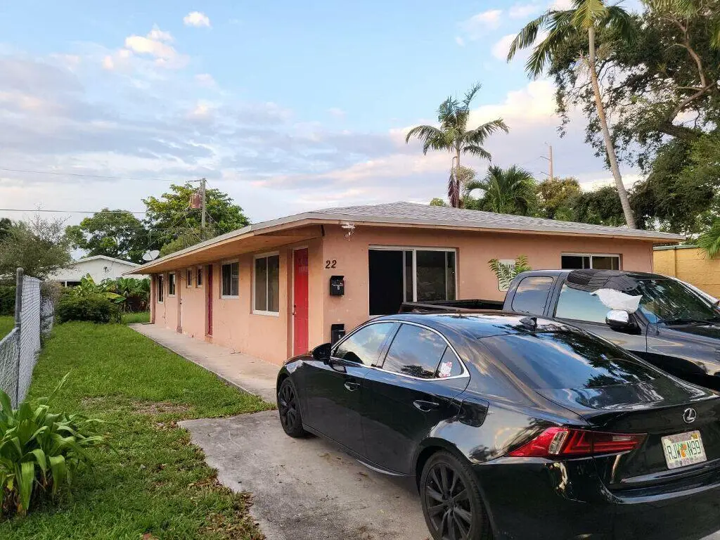 22 SW 9th Street #1-2, Hallandale Beach, FL 33009 - #1