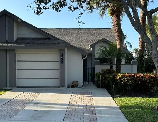 1911 Landings Boulevard, Greenacres, FL 33413