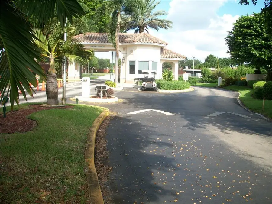 1000 Saint Charles Place #701, Pembroke Pines, FL 33026 - #3