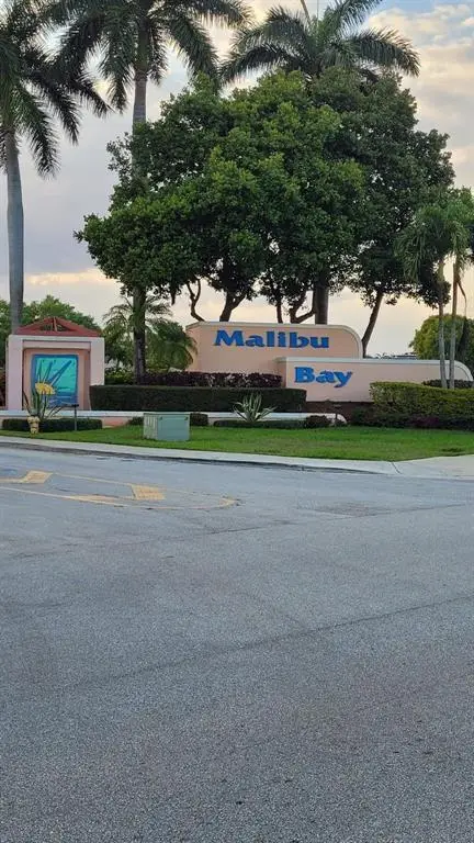 20873 NW 3rd Lane, Pembroke Pines, FL 33029 - #2