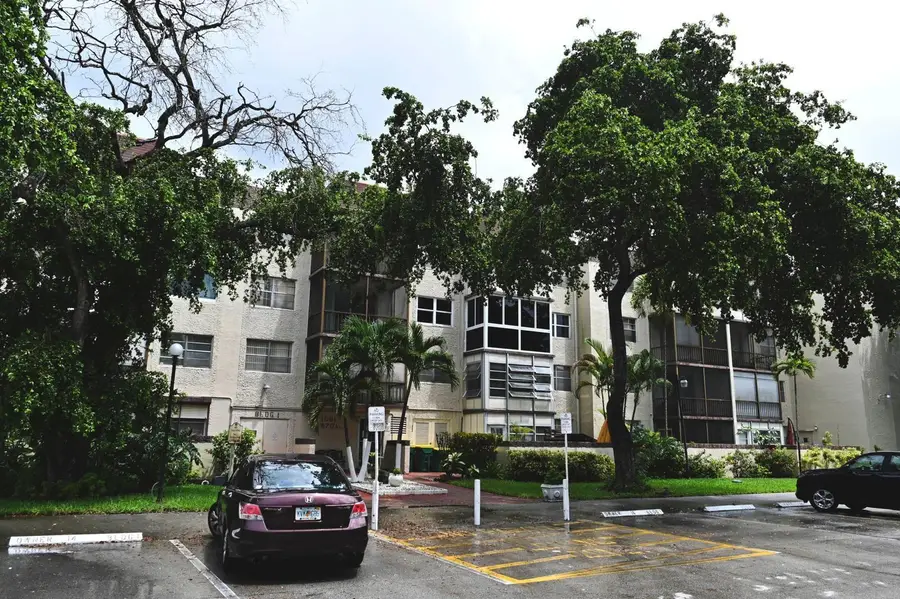 1681 NW 70th Avenue #402, Plantation, FL 33313 - #3