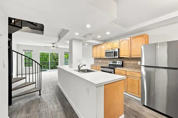 640 Tennis Club Drive #307, Fort Lauderdale, FL 33311