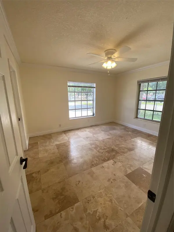 2200 NE 66th Street #1412, Fort Lauderdale, FL 33308