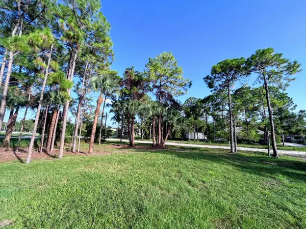 13753 78th Place N, The Acreage, FL 33412
