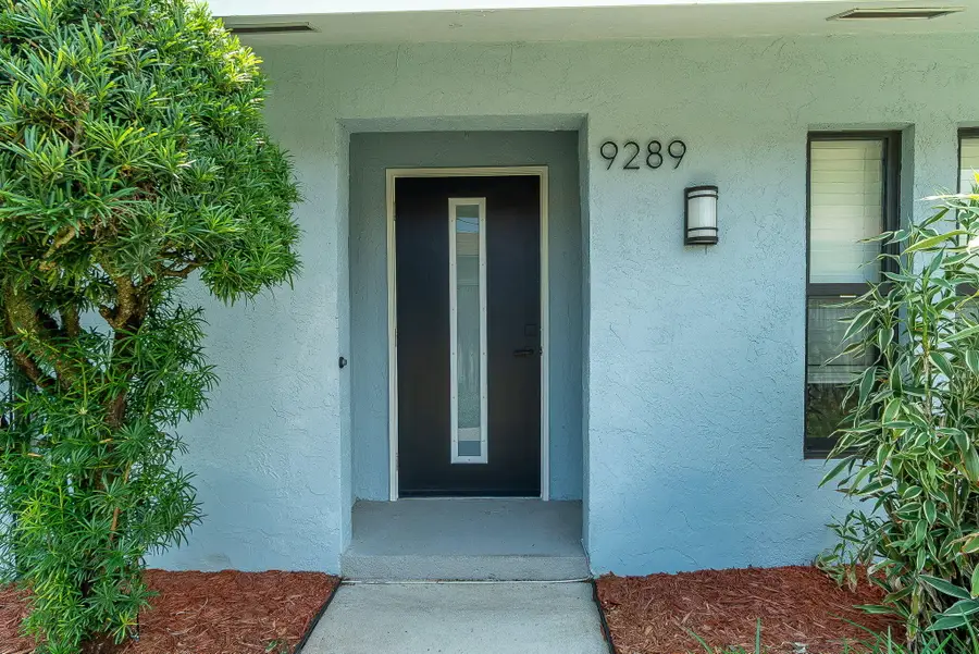 9287 Sunrise Drive, West Palm Beach, FL 33403 - #3