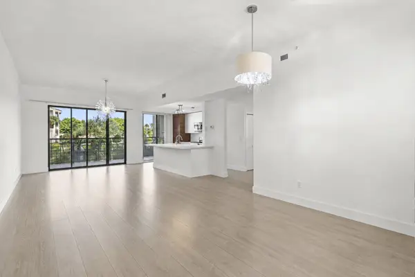 7535 La Paz Boulevard #209, Boca Raton, FL 33433