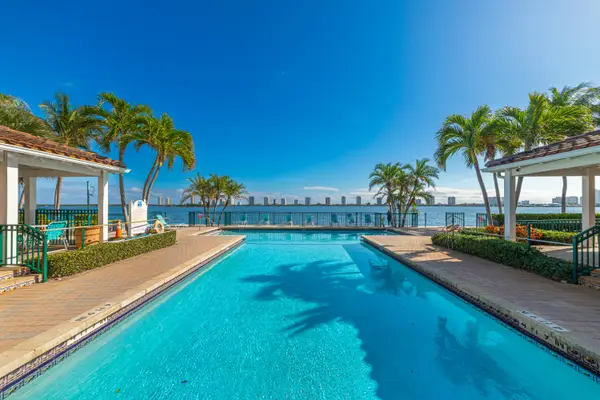 1145 Lake Shore Drive #206, Lake Park, FL 33403
