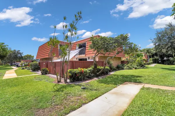 2938 SW 12th Street, Deerfield Beach, FL 33442