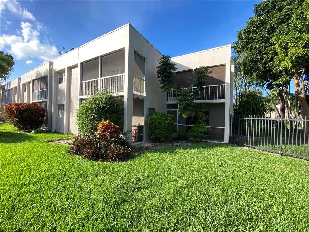 8506 Old Country Manor #213, Davie, FL 33328 - #1